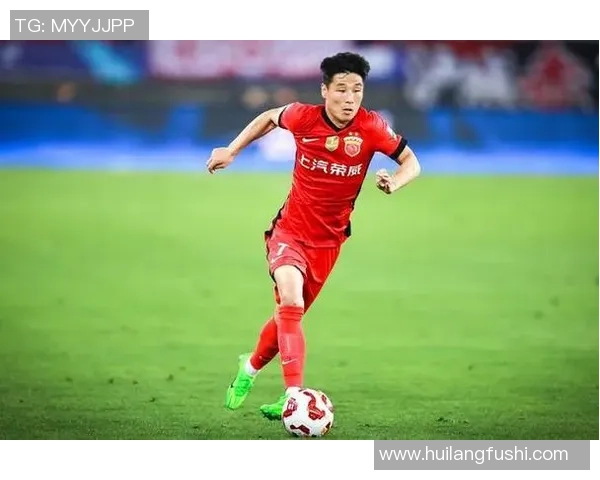 武磊:亚洲足球明星的崛起与未来发展之路探讨 武磊:亚洲足球明星的崛起与未来发展之路探讨